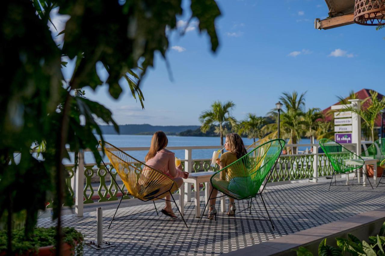 Hotel Peten Flores Bagian luar foto