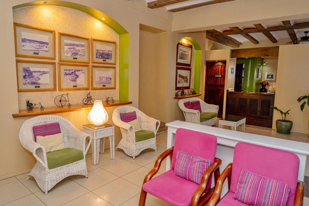 Hotel Peten Flores Bagian luar foto