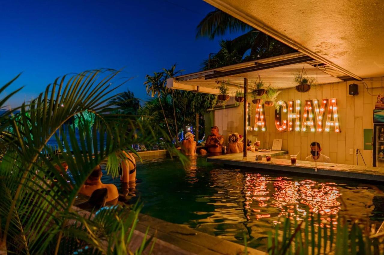 Hotel Peten Flores Bagian luar foto